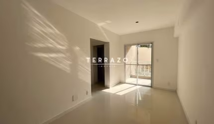 Apartamento à venda, 2 quartos, 1 suíte, 1 vaga, Várzea - Teresópolis/RJ
