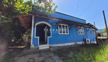 Casa à venda, 2 quartos, 4 vagas, Centro - Guapimirim/RJ