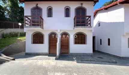 Casa em Condomínio à venda, 2 quartos, Vale do Paraíso - Teresópolis/RJ