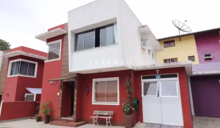 Casa em Condomínio à venda, 3 quartos, 2 suítes, 1 vaga, Albuquerque - Teresópolis/RJ