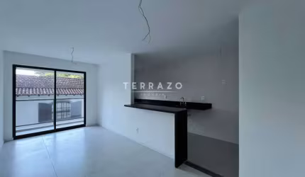 Apartamento à venda, 2 quartos, 1 suíte, 1 vaga, Várzea - Teresópolis/RJ