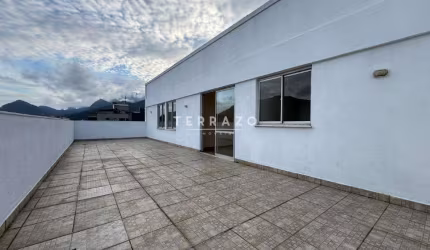 Cobertura à venda, 2 quartos, 1 suíte, 1 vaga, Várzea - Teresópolis/RJ
