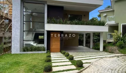 Casa em Condomínio à venda, 4 quartos, 3 suítes, 2 vagas, Vargem Grande - Teresópolis/RJ