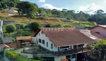 Casa à venda, 3 quartos, 1 suíte, 2 vagas, Cascata do Imbuí - Teresópolis/RJ