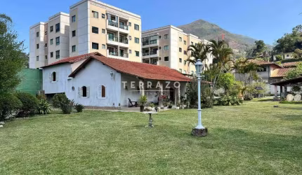 Casa à venda, 4 quartos, 2 suítes, 2 vagas, Bom Retiro - Teresópolis/RJ