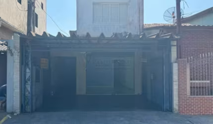 Casa Encantadora à Venda: Seu Novo Lar Acolhedor