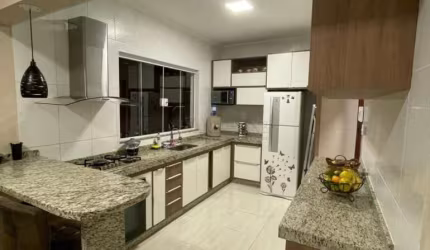 Sua Nova Casa Espera por Você! À Venda, Agende uma Visita