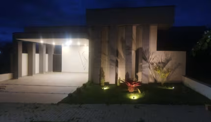 Exclusiva Casa à Venda em Condomínio - Cataguá Way