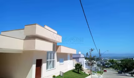 Oportunidade Imperdível: Casa com Conforto e Segurança à Venda no Condomínio Terras do Vale