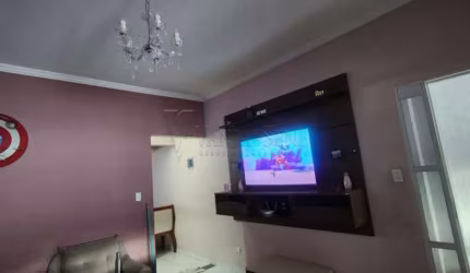 Maravilhoso Sobrado à Venda: Seu Novo Lar Aconchegante e Elegante