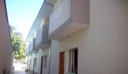 Charmosa Casa à Venda - Condomínio Villagio Maria da Luz