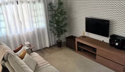 Elegante Sobrado à Venda - Conforto e Estilo em Um Só Lugar