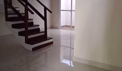 Sobrado em Condomínio à Venda na Vila São Bento, São José dos Campos