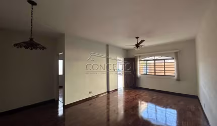 Casa térrea à venda no bairro Vila Rezende com 147,29 m² | 4 dormitórios, sendo 1 suíte e 2 vagas de garagem