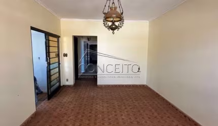 Casa térrea à venda no bairro Jardim Mirassol em Rio Claro com 85 m² | 2 dormitórios e 1 vaga de garagem coberta.