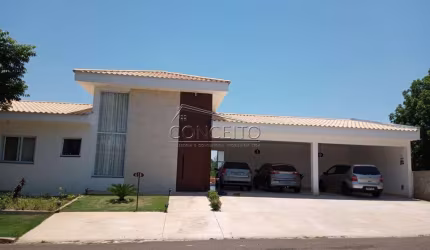 Casa térrea à venda no Condomínio Colinas do Piracicaba com 330 m² | 4 dormitórios, sendo 3 suítes com closet e 8 vagas de garagem, sendo 4 cobertas.