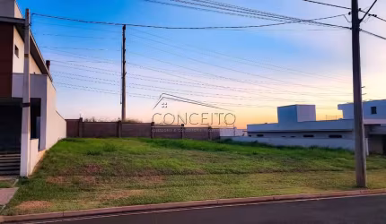 Terreno à venda no Condomínio Villa Bela Vista com 360 m².