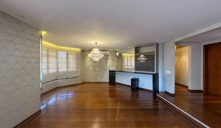 Apartamento no Edifício Cap Ferrat com 198 m² | 4 dormitórios, sendo 1 suíte e 2 vagas de garagem.