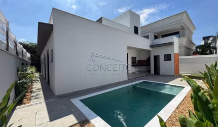 Casa térrea recém construída, à venda no Condomínio Villa Bela Vista com 175m² | 3 suítes e 4 vagas de garagem.