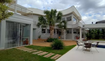 Sobrado à venda no Condomínio Vivenda do Sol com 481m² | 3 suítes e 6 vagas de garagem.