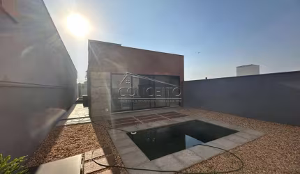 Casa à venda no condomínio Reserva das Paineiras com 150m² | 3 suítes, piscina e 4 vagas de garagem.