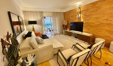 Casa térrea à venda no bairro Chácara Nazaré com 260m² | 3 dormitórios sendo 1 suíte e 2 vagas de garagem.