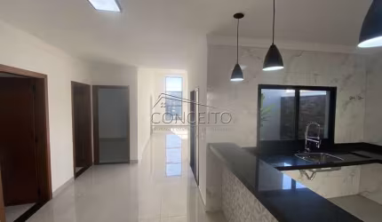 Casa térrea à venda no Condomínio Soleil Piracicaba com 165m² | 3 dormitórios sendo 1 suíte e 4 vagas de garagem.