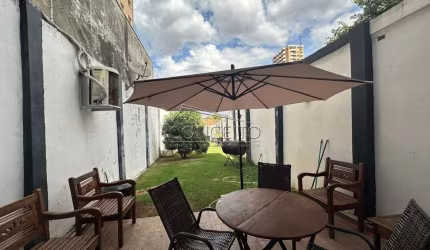 Casa comercial à venda no bairro Alto com 186 m² | 3 dormitórios e 4 vagas de garagem.