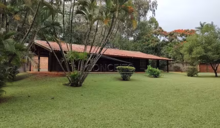 Chácara para locação residencial no bairro Santa Rita com 408 m² | 3 dormitórios, sendo 1 suíte e 2 vagas de garagem.