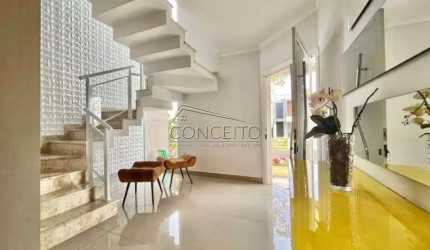 Sobrado à venda no Condomínio Residencial Park Unimep Taquaral com 215 m² | 3 dormitórios, sendo 1 suíte e 4 vagas de garagem.