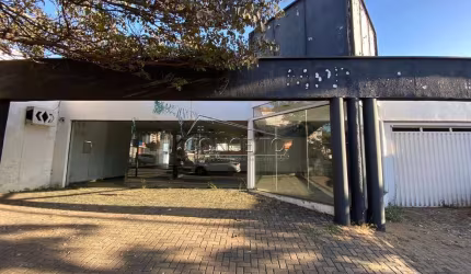Salão comercial para locação no bairro Paulista com 390,65 m² | Amplo salão, 2 salas e 5 vaga de estacionamento.