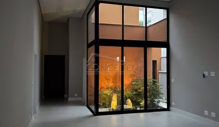 Casa térrea no Condomínio Residencial Damha com 195 m² | 3 suítes e 2 vagas cobertas.