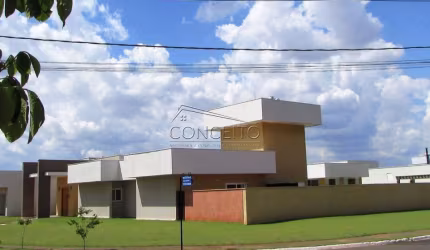 Casa térrea à venda no Condomínio Park Campestre com 667 m² de área construída | 4 suítes, piscina aquecida e 4 vagas de garagem