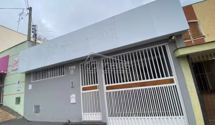 Sobrado comercial à venda no bairro Cidade Alta com 186,35 m² | 7 salas e 4 banheiros sendo 2 adaptados para PNE.