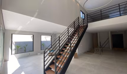Sobrado à venda no Condomínio Monte Alegre com 360 m² | 4 suítes, mezanino e 4 vagas de garagem