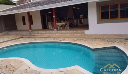 Casa com 3 dormitórios à venda, 406 m² por R$ 2.800.000,00 - Centro - Jarinu/SP