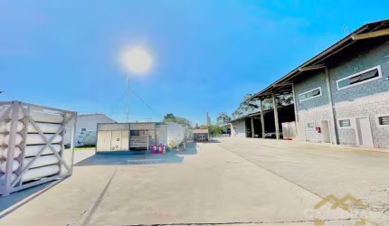 Galpão à Venda no Distrito Industrial de Jundiaí – 10.000m² de Terreno | 3.500m² de Área Construída | 700m² de Escritório