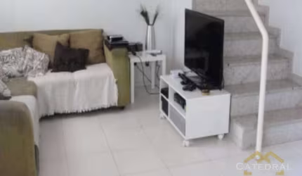 Sobrado com 3 dormitórios à venda, 92 m² por R$ 900.000,00 - Vila Mafalda - Jundiaí/SP