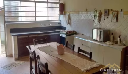 Casa com 5 dormitórios à venda, 310 m² por R$ 1.800.000,00 - Anhangabaú - Jundiaí/SP