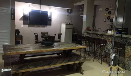 Casa com 3 dormitórios à venda, 191 m² por R$ 880.000,00 - Vila Hortolândia - Jundiaí/SP