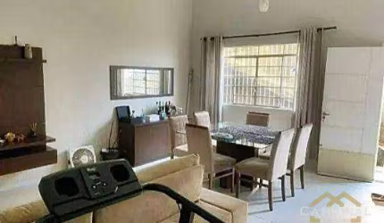 Casa com 4 dormitórios à venda, 222 m² por R$ 630.000,00 - Jardim Pacaembu - Jundiaí/SP