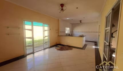 Chácara com 2 dormitórios à venda, 1365 m² por R$ 585.000,00 - Chácaras Aracary - Várzea Paulista/SP