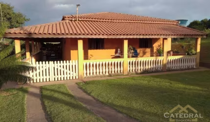 Chácara com 3 dormitórios à venda, 22800 m² por R$ 800.000 - Botujuru (Botujuru) - Campo Limpo Paulista/SP
