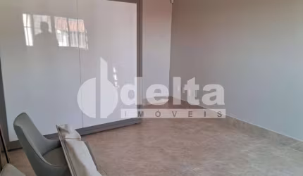 Prédio disponível para aluguel no bairro Planalto em Uberlândia-MG