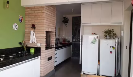 Apartamento residencial disponível para venda no bairro Tubalina em Uberlândia-MG