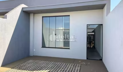 Casa residencial disponível para venda no bairro Laranjeiras em Uberlândia-MG