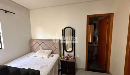 Casa Residencial Padrão em Uberlândia