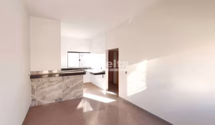 Casa residencial disponível para venda no bairro Monte Hebron em Uberlândia-MG