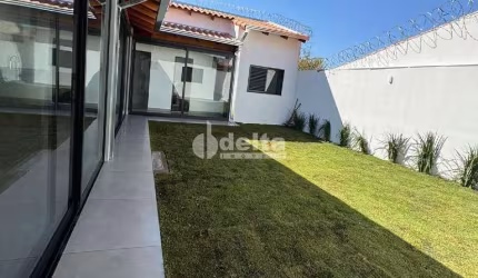 Casa residencial disponível para venda no Bairro Jardim Europa em Uberlândia-MG