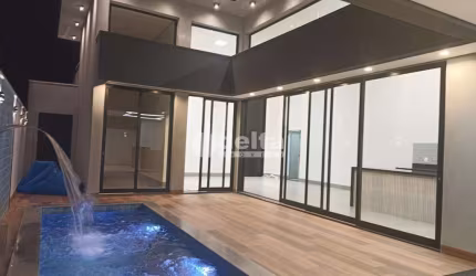 Casa no condomínio Arts disponível para venda em Uberlândia-MG